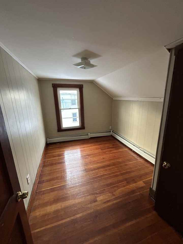 137 Reynolds Street #C - Photo 5 of 8