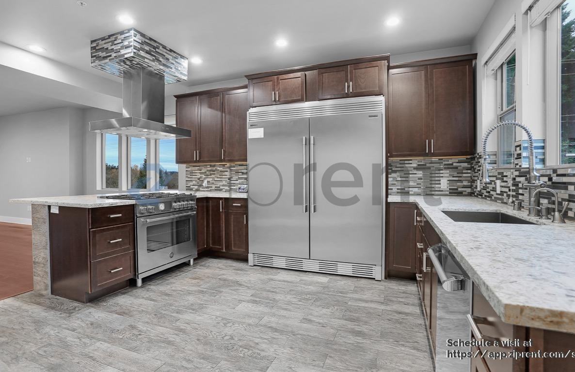 17530 83rd Place Northeast #101 - Photo 6 of 24