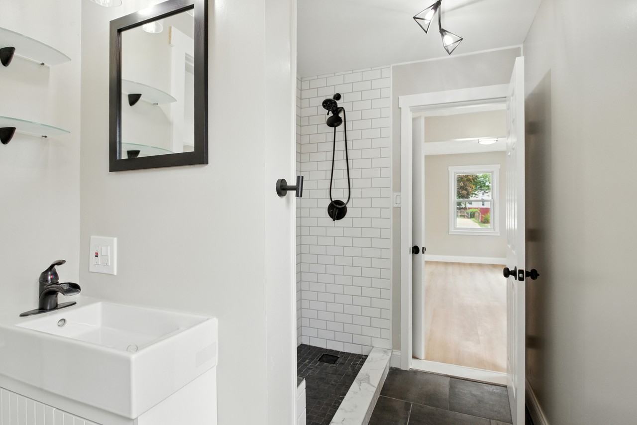 23147 Vance Ave #1 - Photo 7 of 22