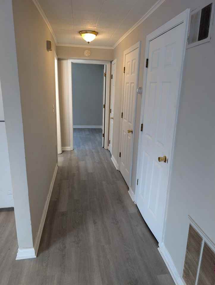 739 Harriet St #1 - Photo 7 of 11