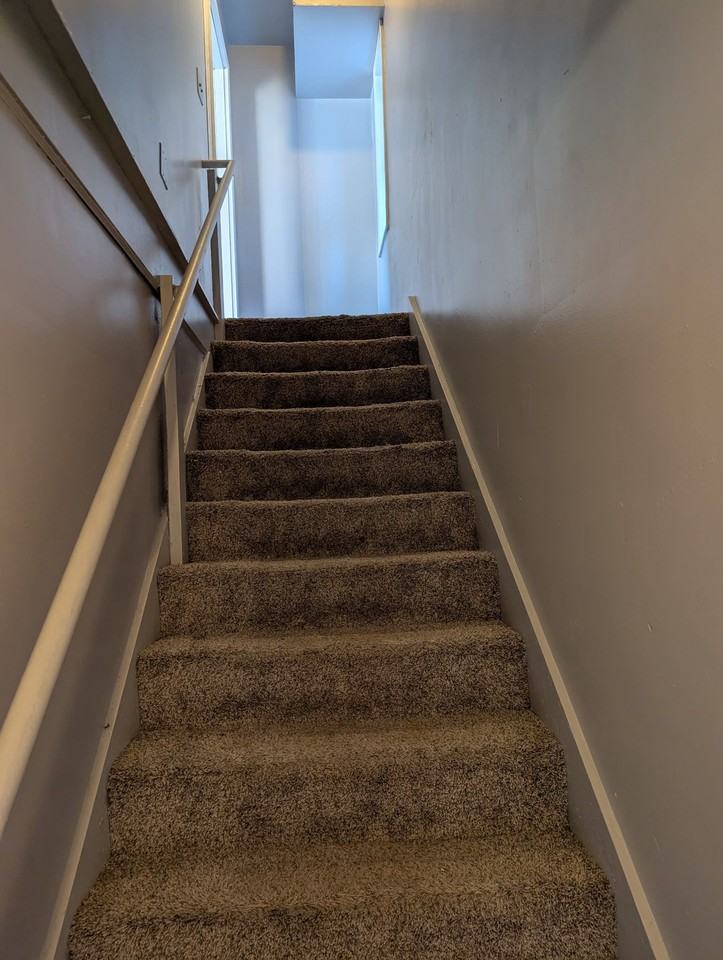 739 Harriet St #2 - Photo 6 of 13