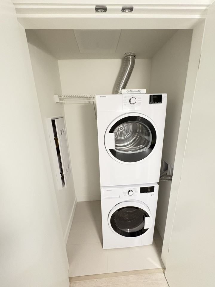 13675 107A Avenue #3203 - Photo 7 of 17