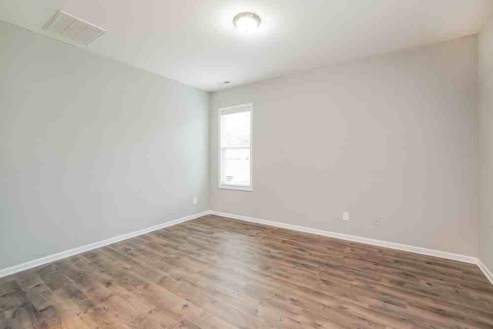 125 Sturgeon Street - Photo 4 of 17