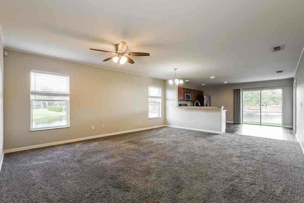 15640 Perdido Dr - Photo 4 of 16