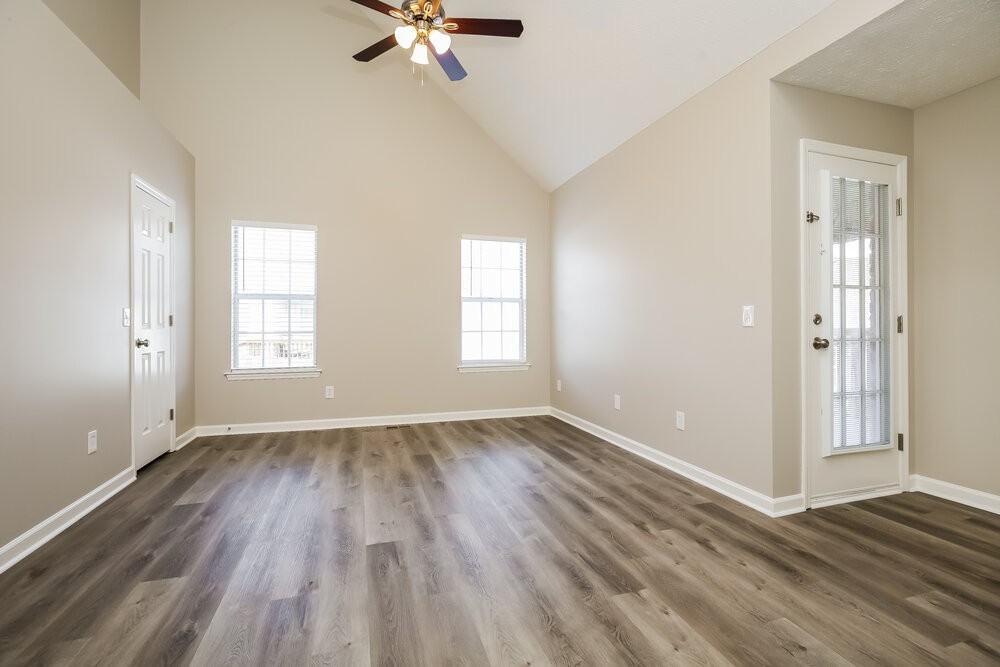 125 Oak Leaf Dr - Photo 7 of 16