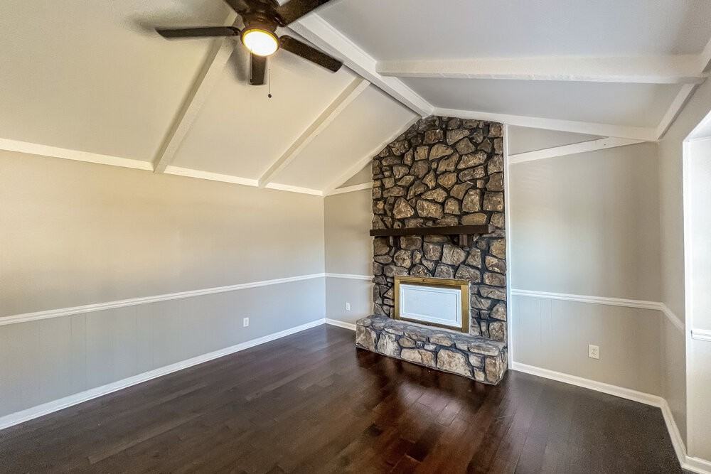 1536 Moseley Lane - Photo 5 of 25