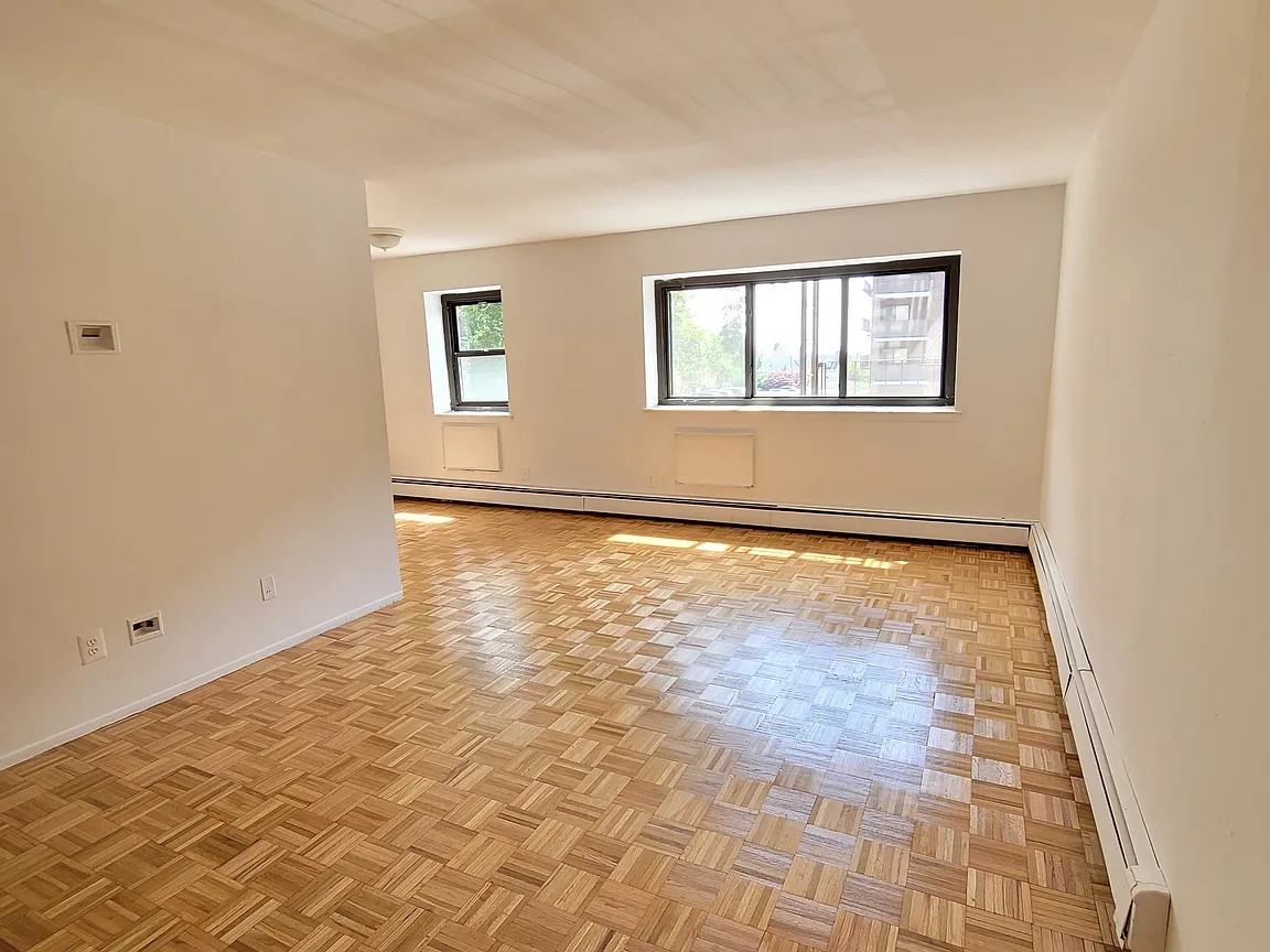 65 Perry Avenue 3 - Photo 2 of 3