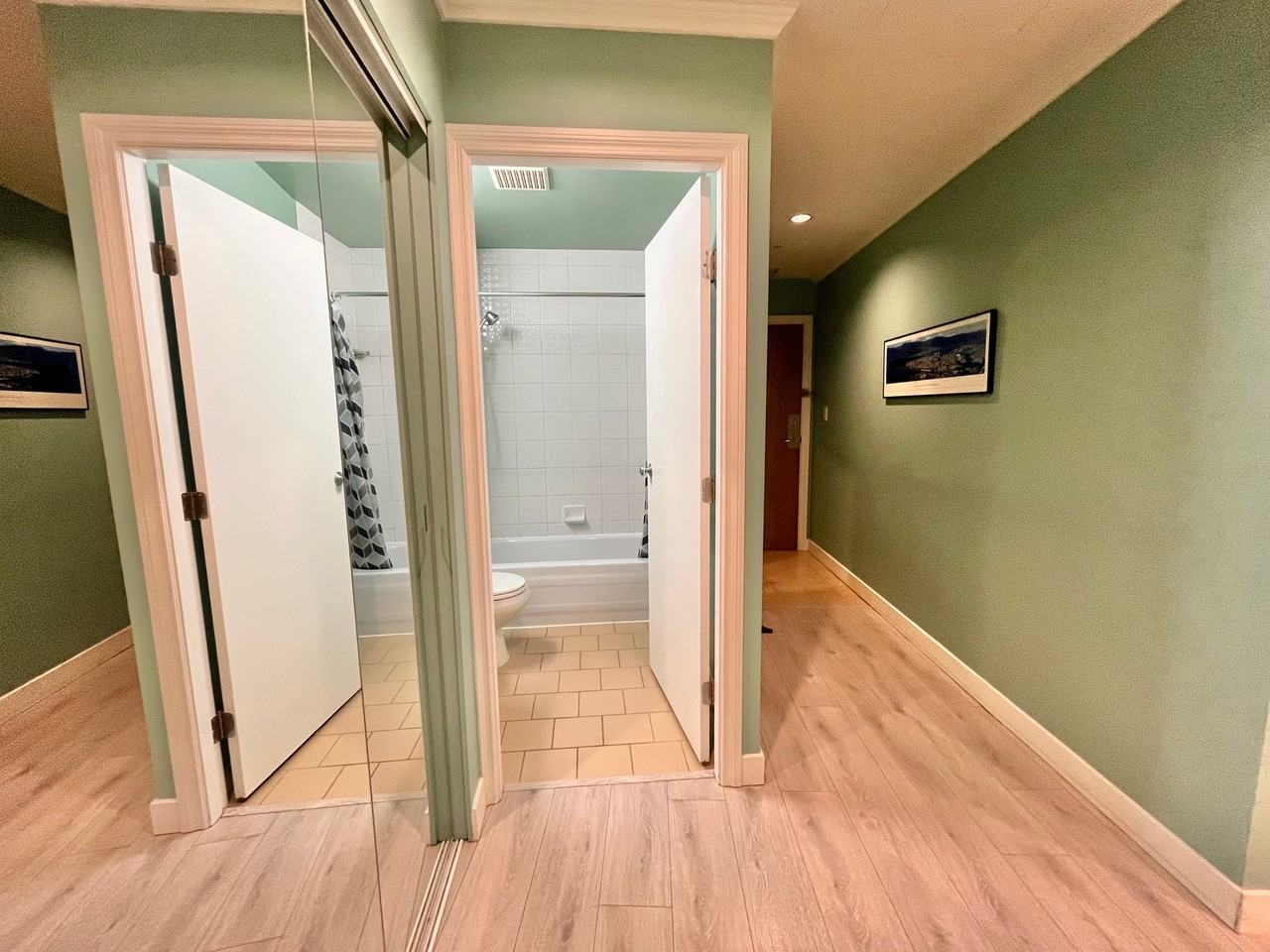 989 Nelson Street #1214 - Photo 2 of 10