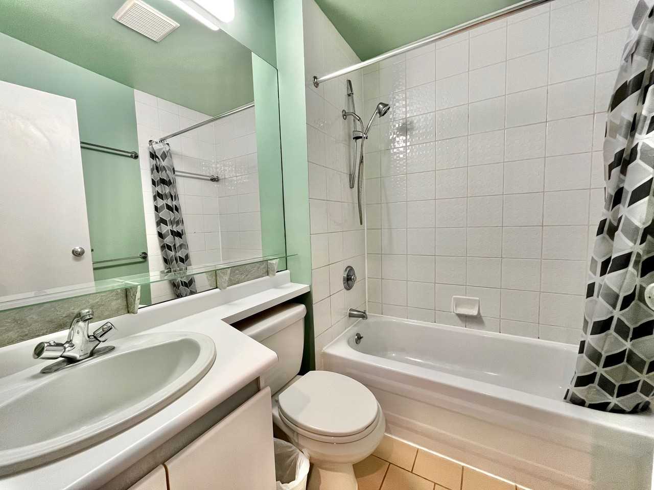 989 Nelson Street #1214 - Photo 4 of 10