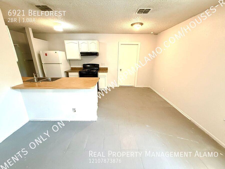 6921 Belforest - Photo 3 of 10