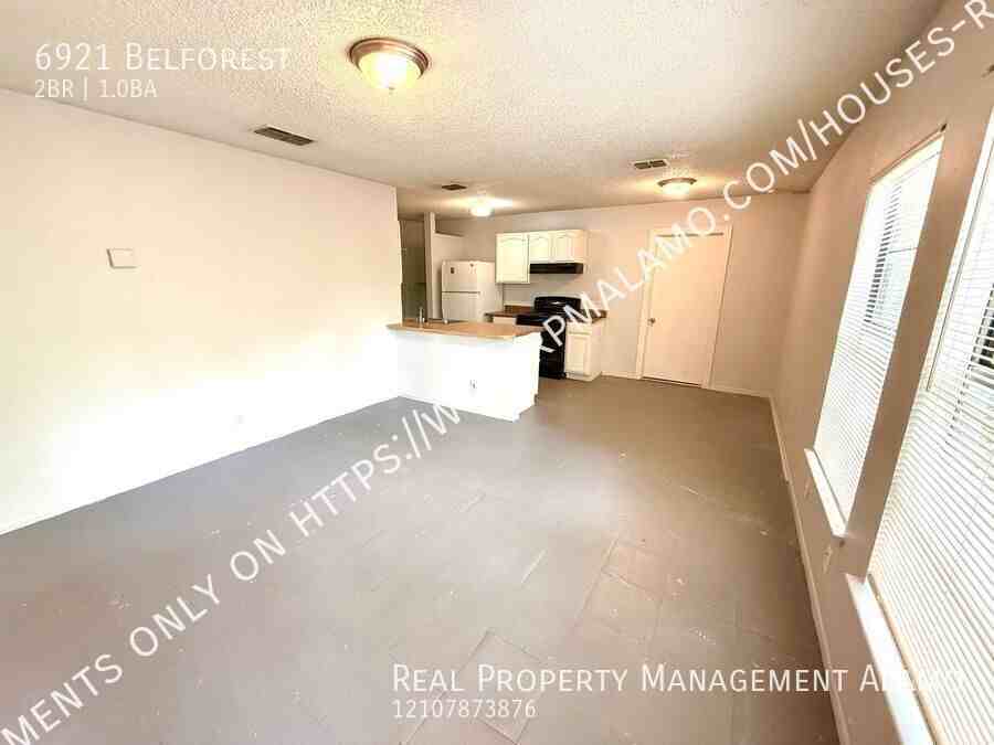 6921 Belforest - Photo 5 of 10