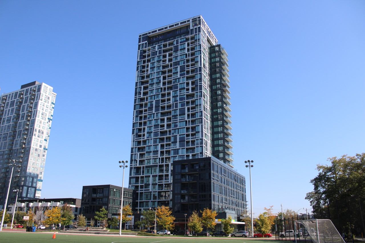 Evolv Rental Residence - Photo 2 of 50