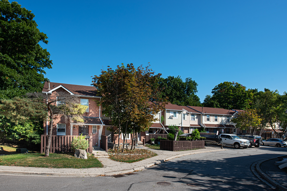 3061 Sir Johns Homestead - Photo 3 of 50