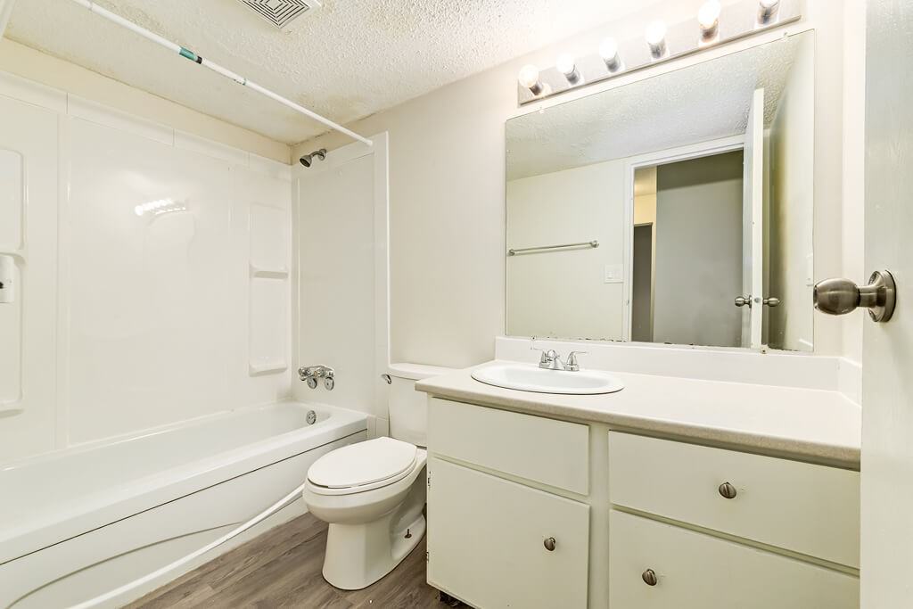 Glenwood Village - Photo 7 of 30