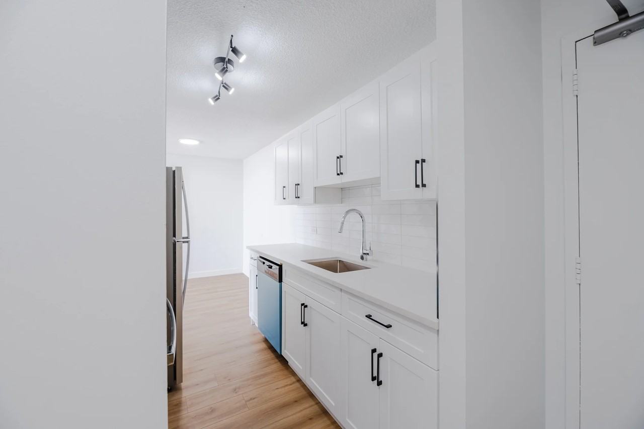 Glenmore Heights - Photo 6 of 50