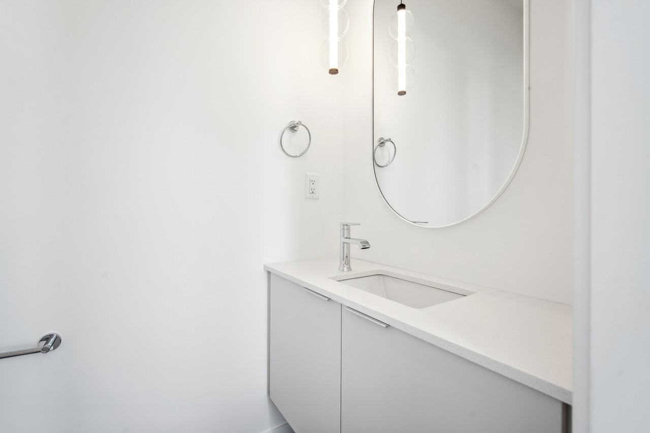 13516 115 Avenue - Photo 3 of 34