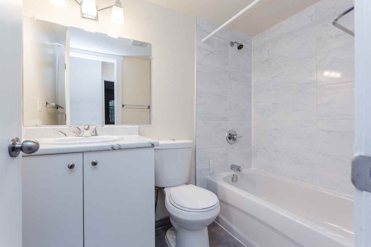 Harwood Apartments - Photo 3 of 9