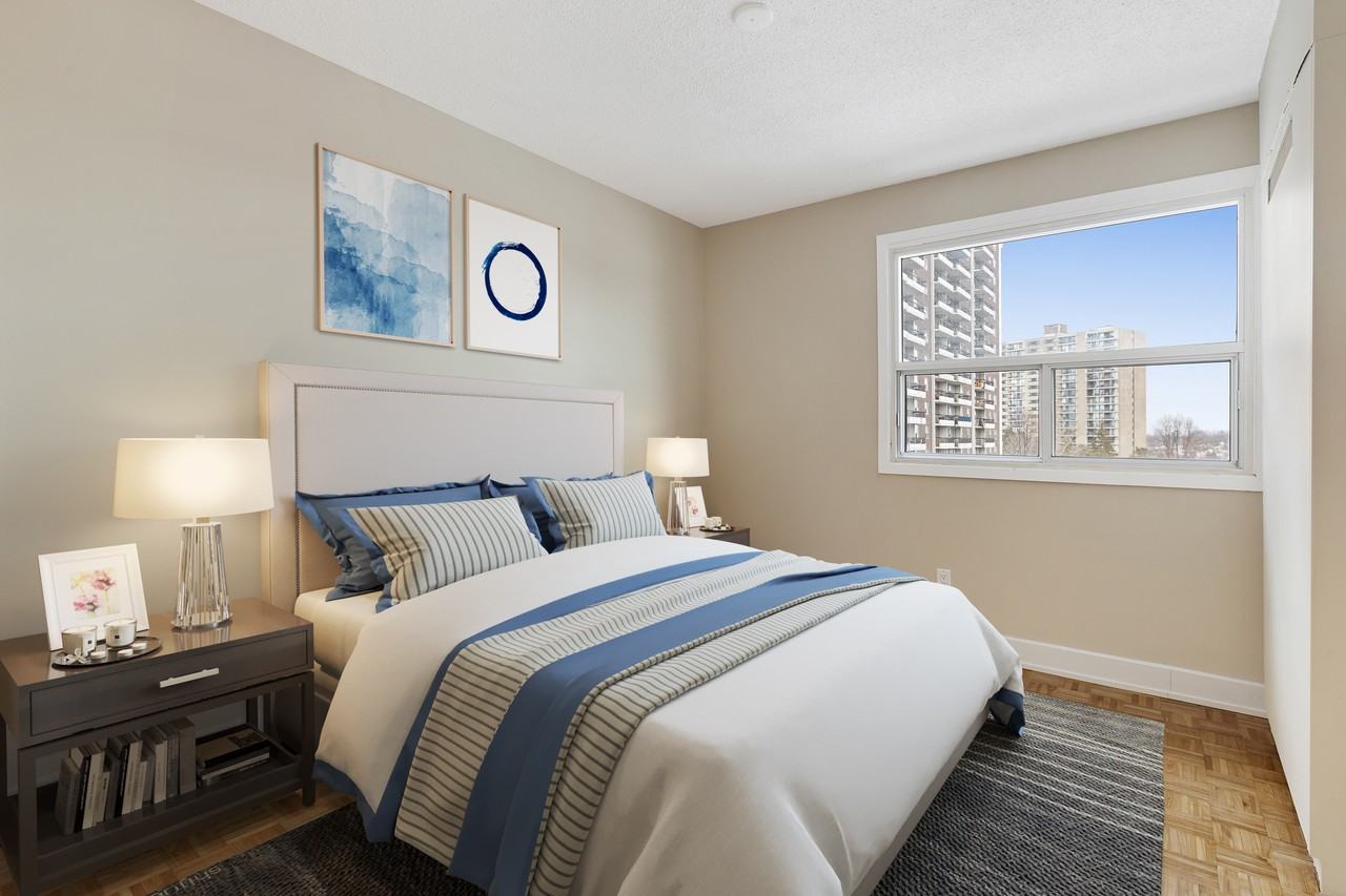 Richmond Park Square - Photo 3 of 10