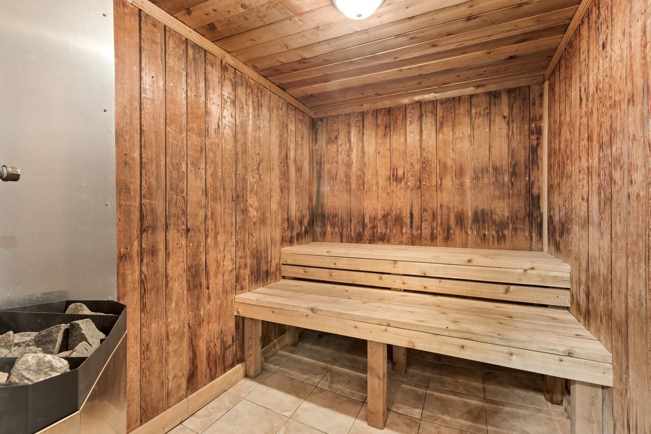 Edgeworth - Photo 7 of 9