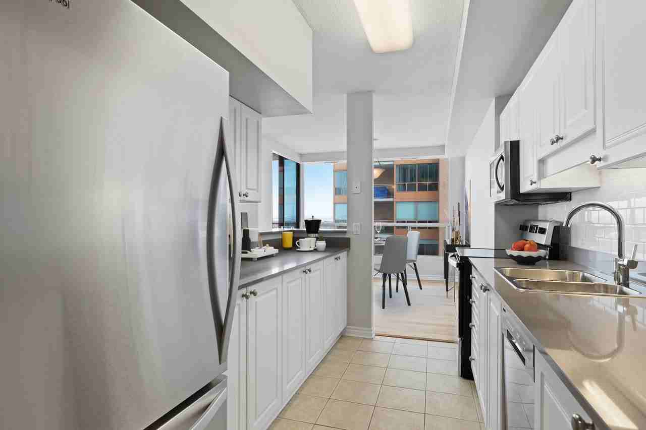 Park Ridge Place I-III - Photo 2 of 10