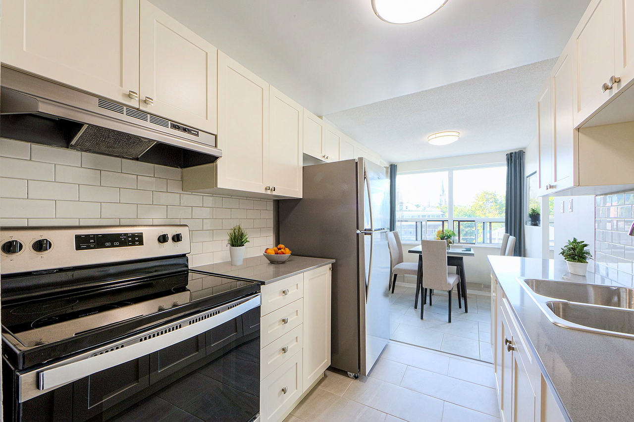 Trafalgar Square - Photo 3 of 11