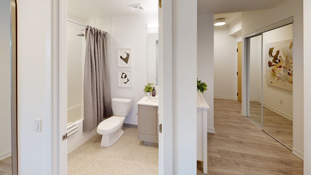 Daniels on Parliament - Photo 4 of 28