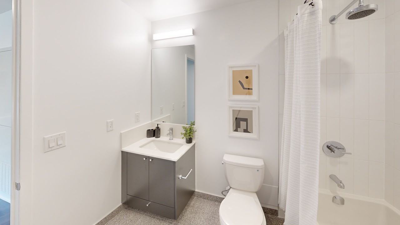 Daniels on Parliament - Photo 5 of 28