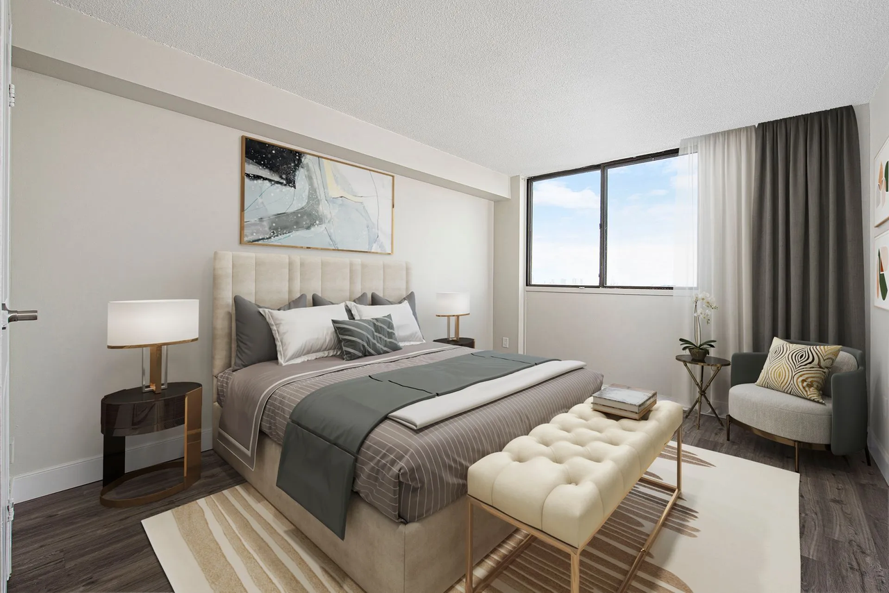 Champlain Towers at 75 Thorncliffe Park Drive - Photo 7 of 9