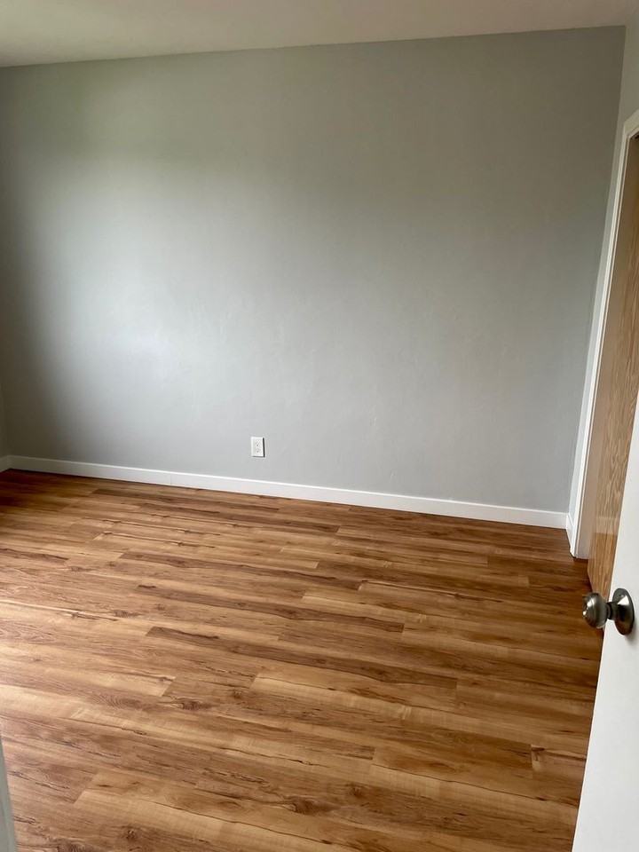 11235 - Photo 5 of 5