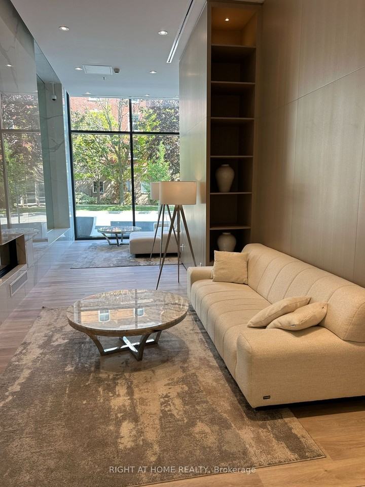 The Nautique Lakefront Residences [370 Martha St Burlington] - Photo 3 of 50