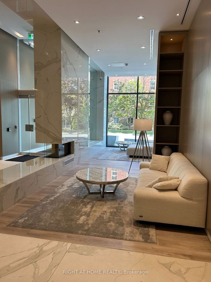 The Nautique Lakefront Residences [370 Martha St Burlington] - Photo 4 of 50