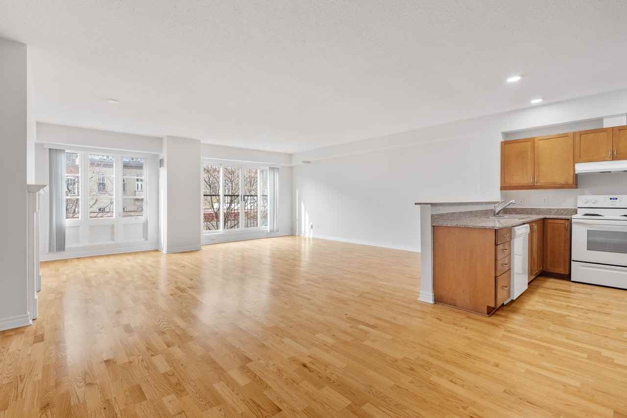 Clarendon Lanes - Photo 3 of 36