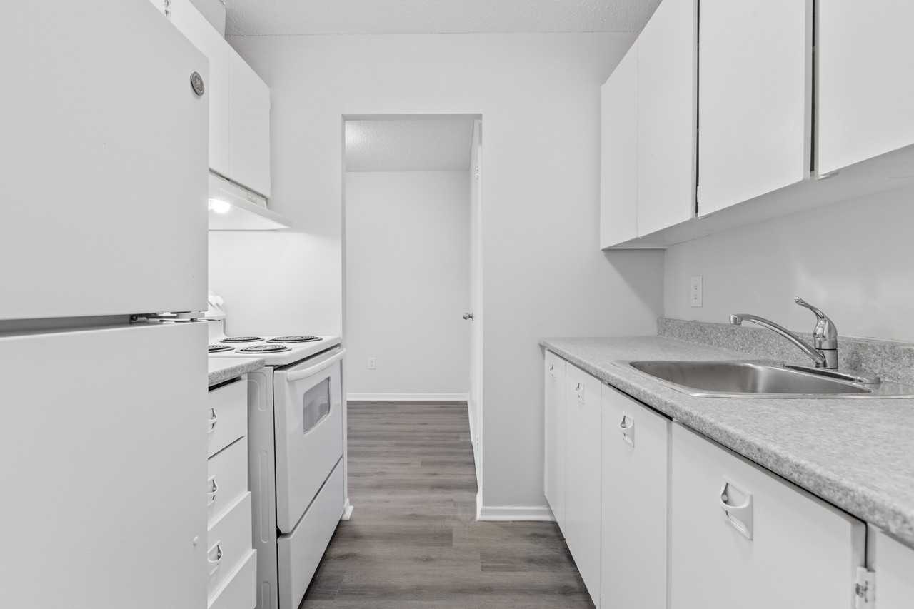 The Riversides - Photo 3 of 21