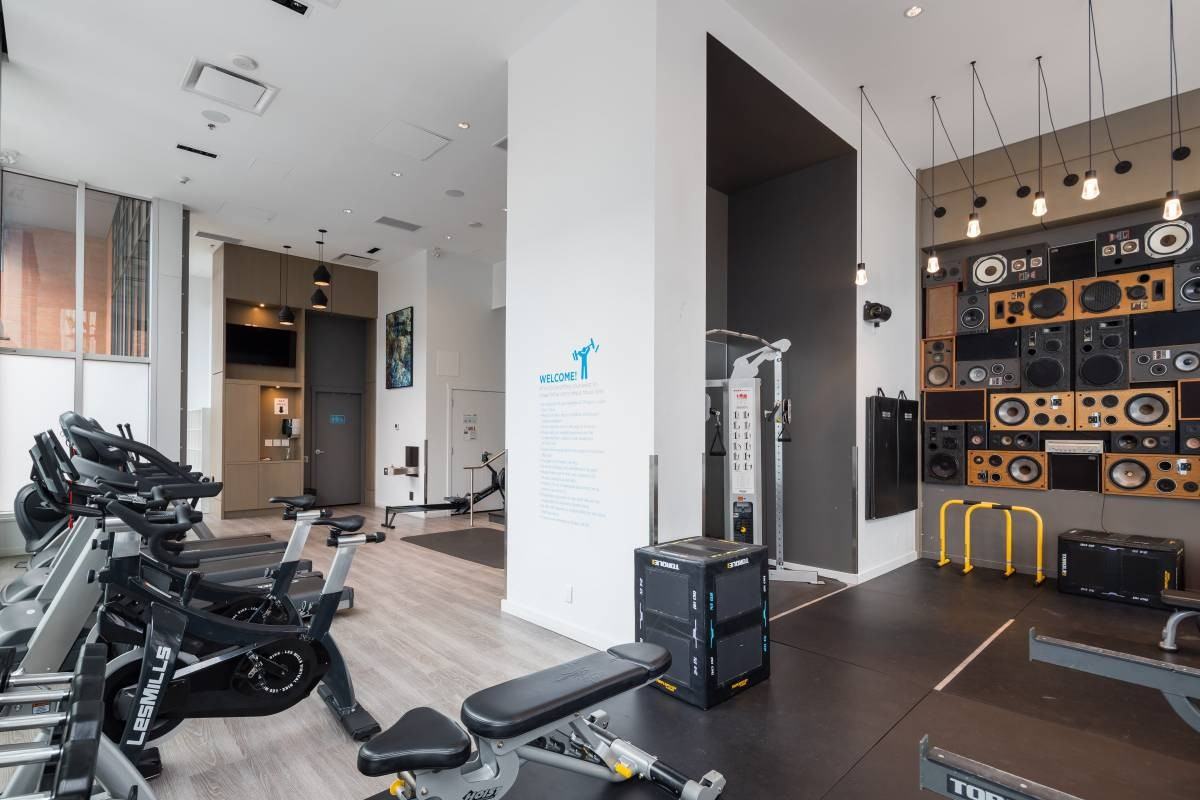 BLUESKY Chinatown - Photo 7 of 50