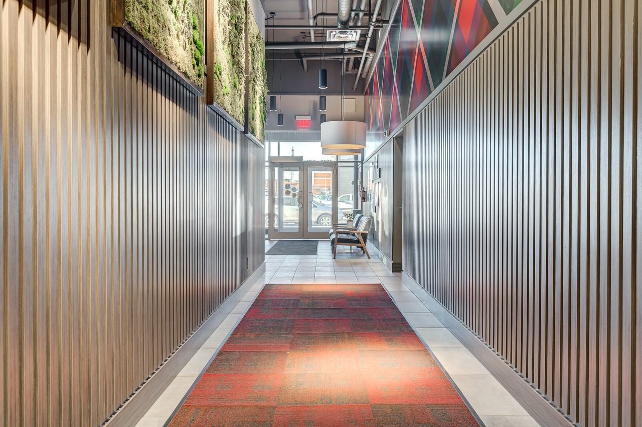 Marquee on 16th - Photo 4 of 50