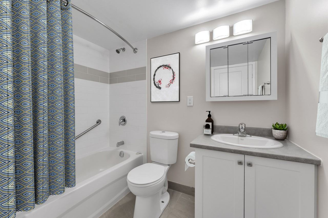 Normandy - Photo 4 of 9