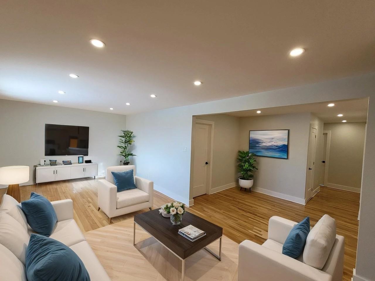 The Lawrence Quarters - Photo 7 of 50