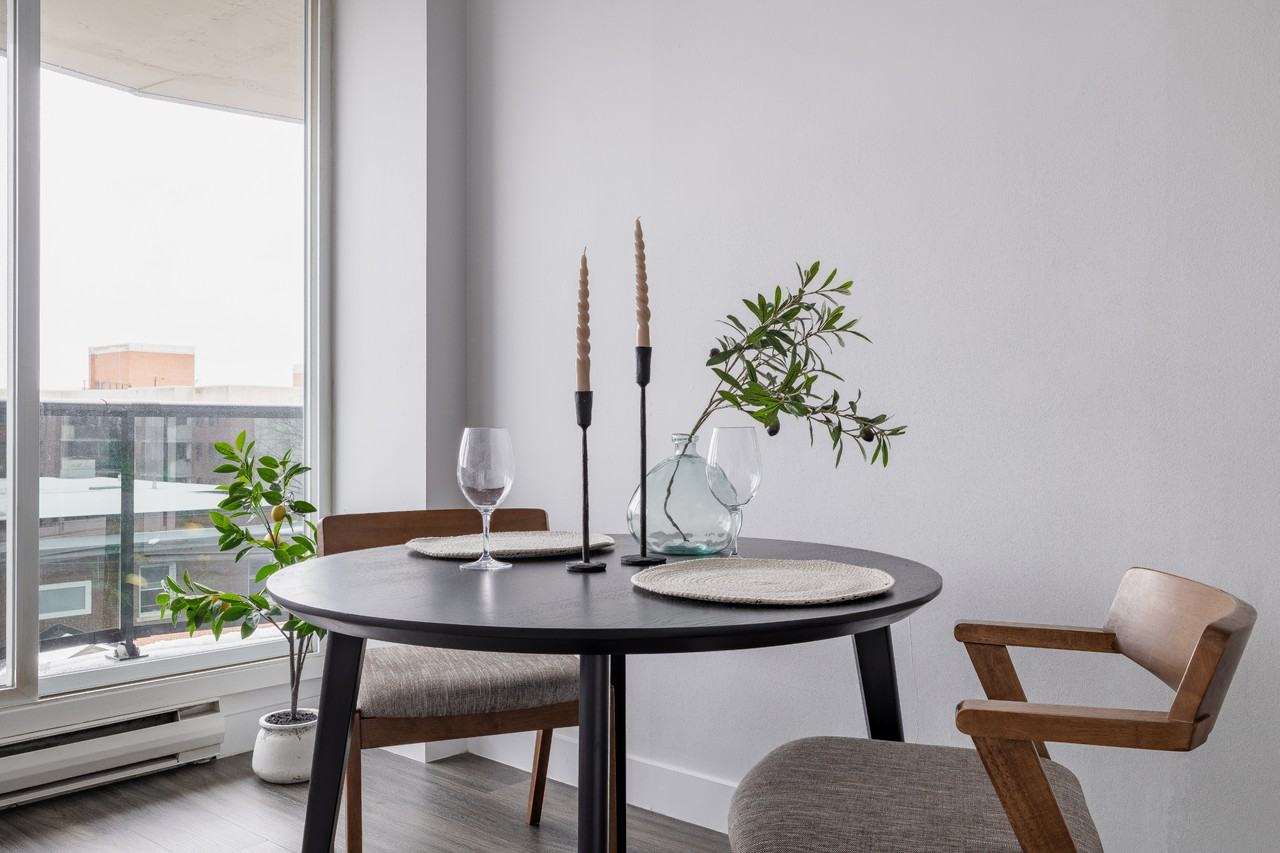 324 Cambridge - Photo 5 of 44