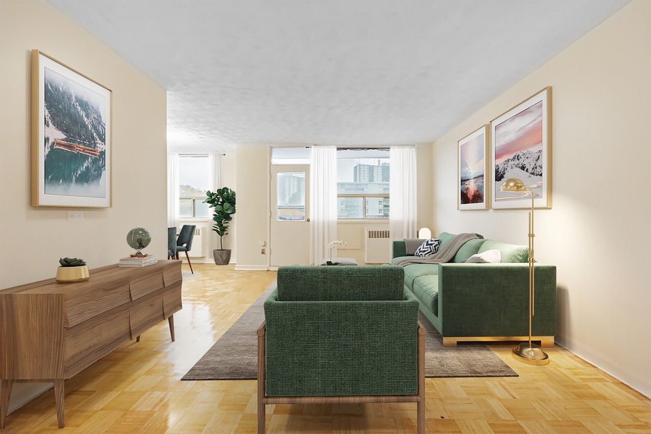 44 Thorncliffe Park Drive - Photo 3 of 10