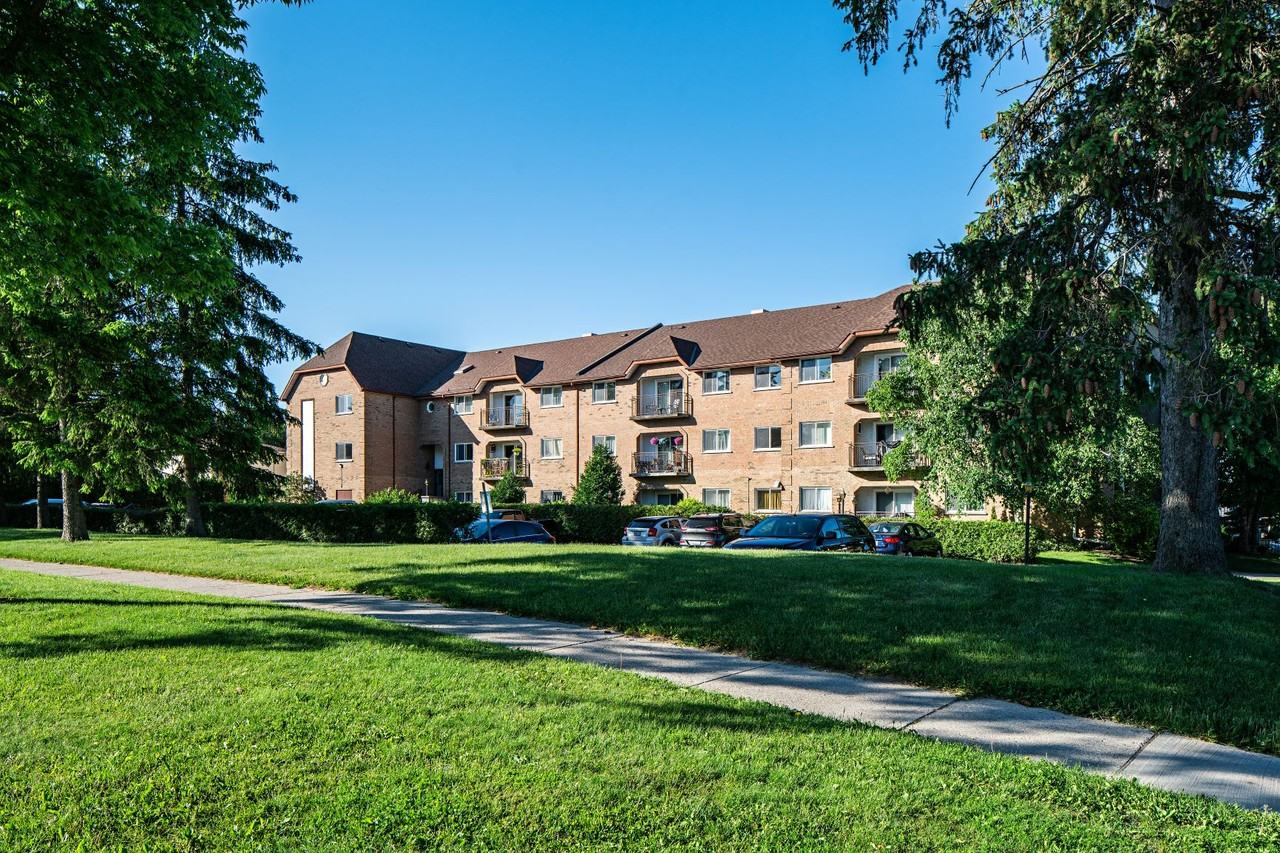 15 Greenwood Drive - Photo 2 of 11