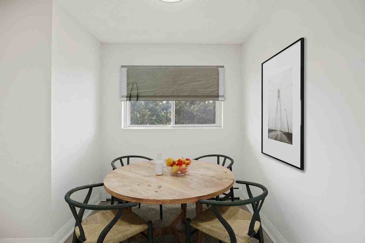 245 Graff Avenue - Photo 4 of 12