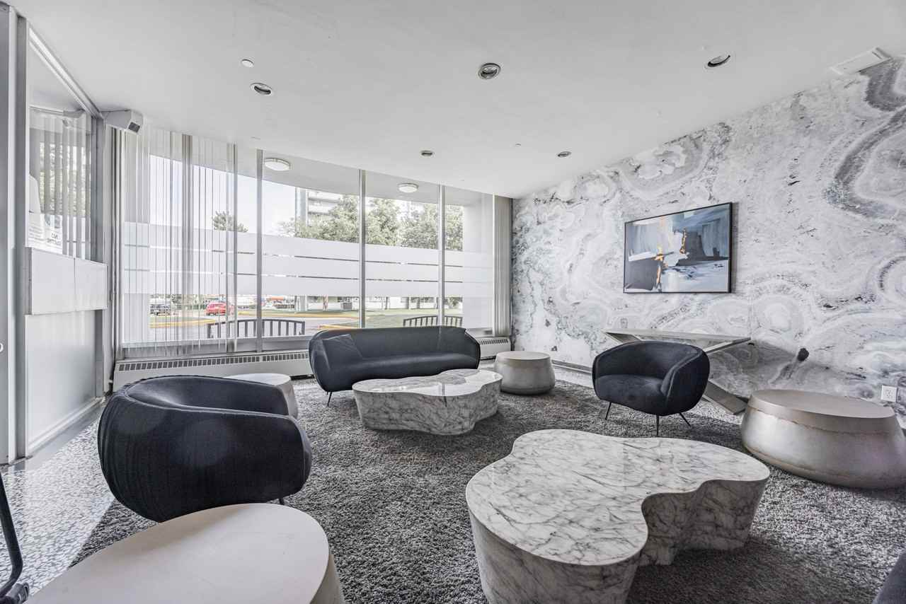 4383 Bathurst Street - Photo 3 of 15