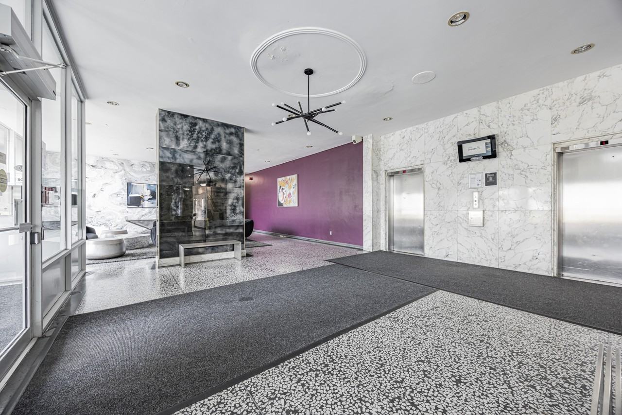 4383 Bathurst Street - Photo 4 of 15