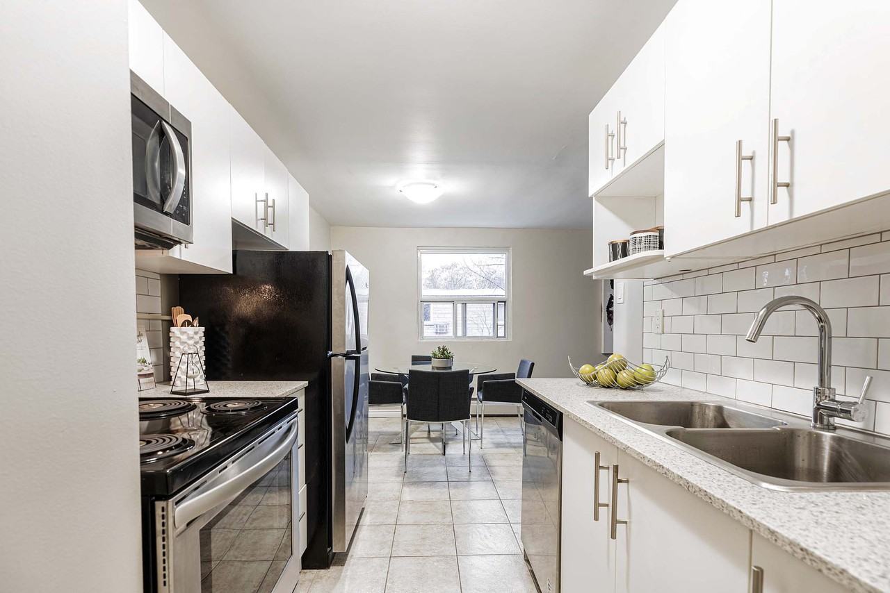 Barclay Towers - Photo 6 of 50