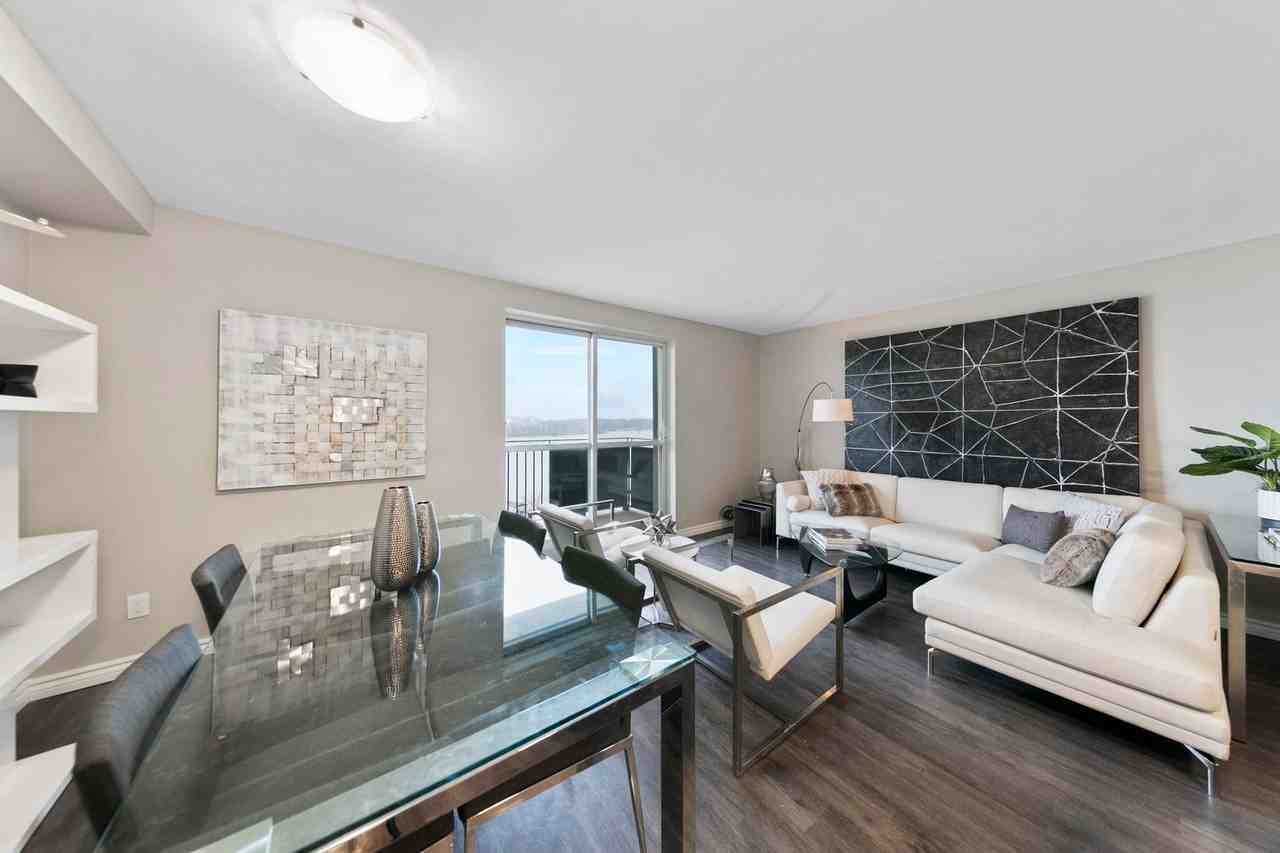 St. Clair Towers - Photo 4 of 50