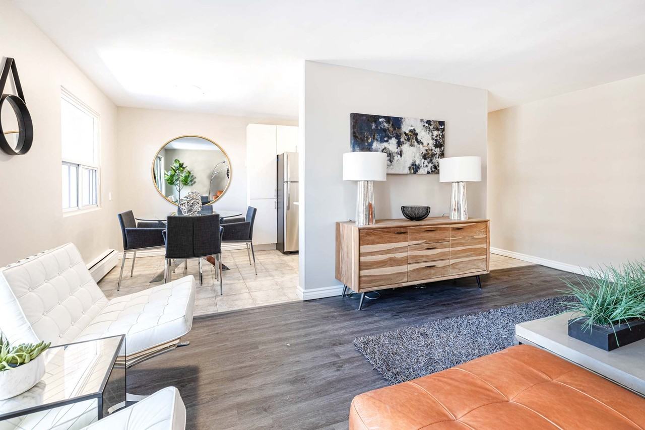 St. James Place II, III & IV - Photo 4 of 50