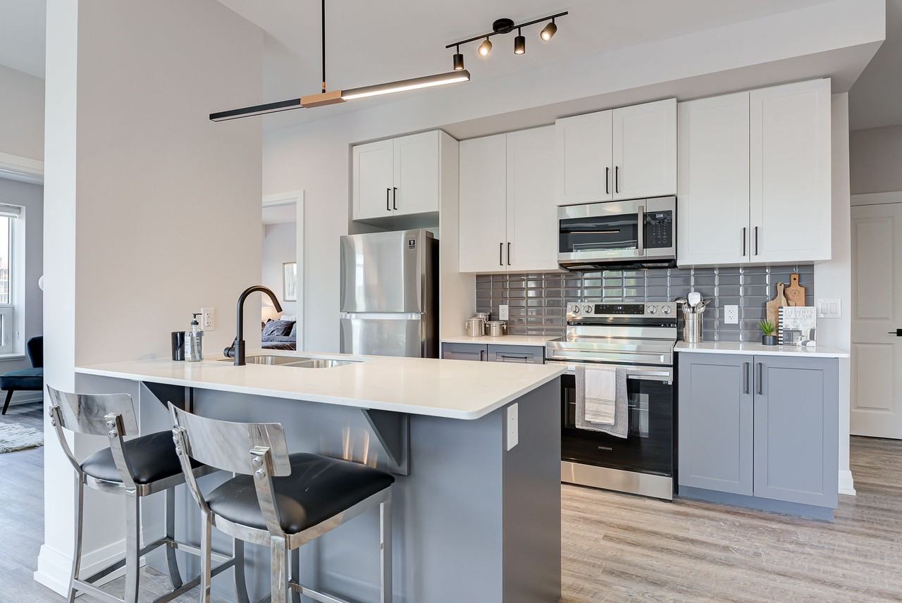 The Bow - Photo 2 of 50