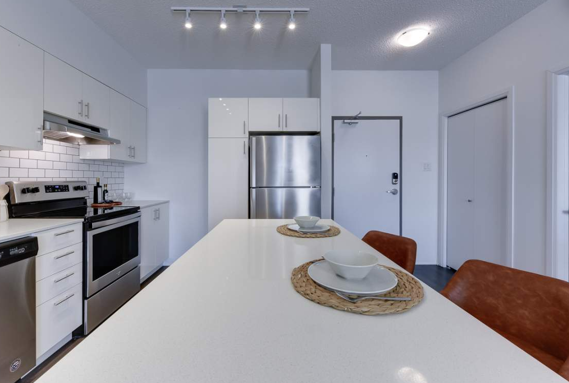 Hampton Gardens - Photo 7 of 50