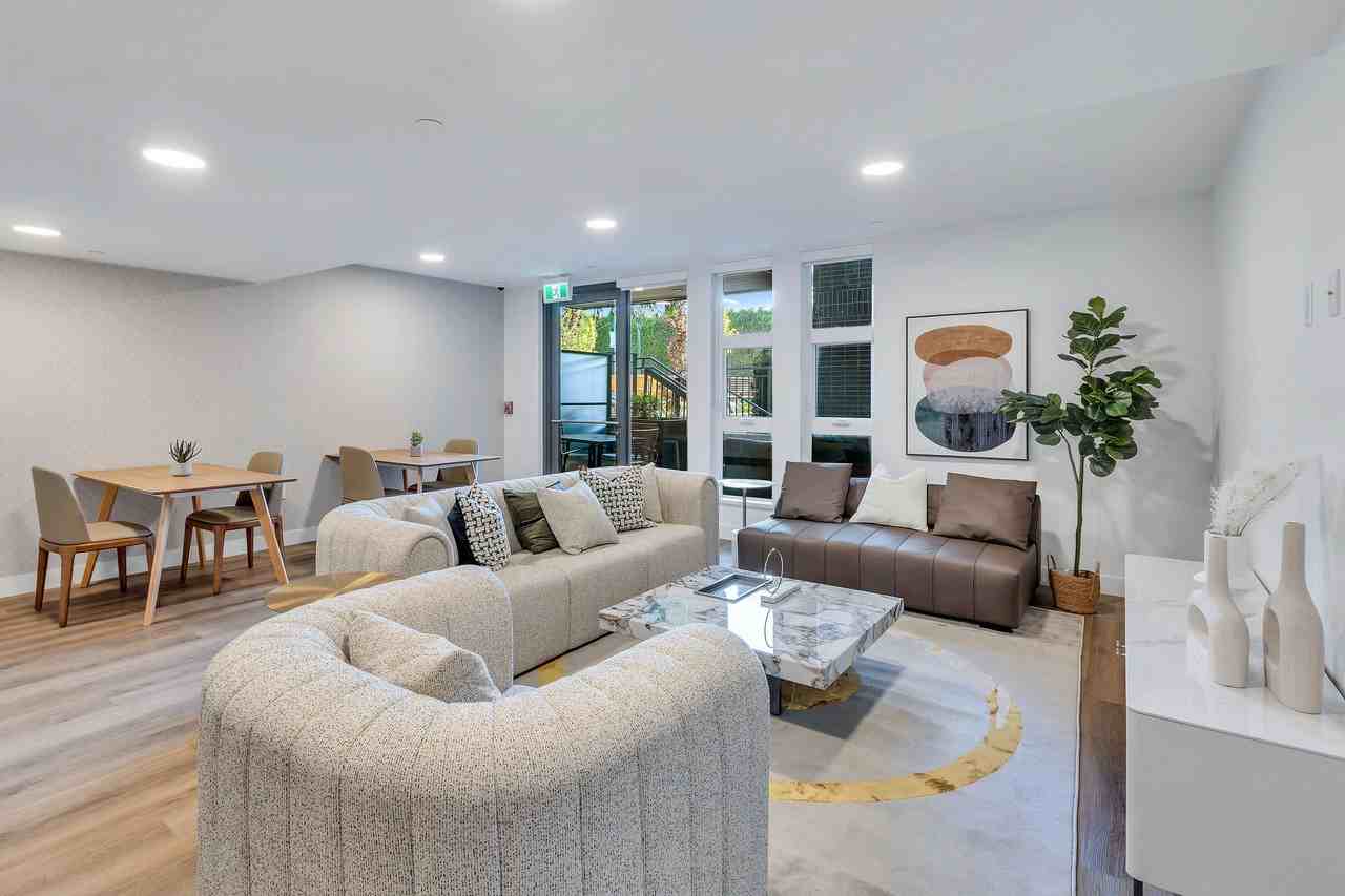 Beaumont - 1490 West 32nd Ave - Photo 3 of 13