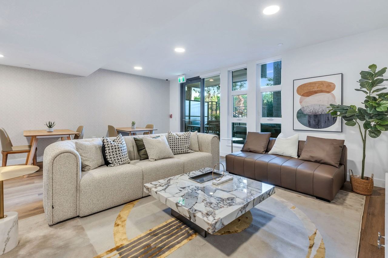 Beaumont - 1490 West 32nd Ave - Photo 4 of 13